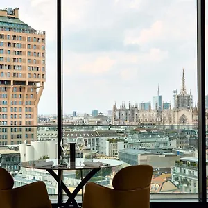 **** Hotel Uptown Palace Włochy